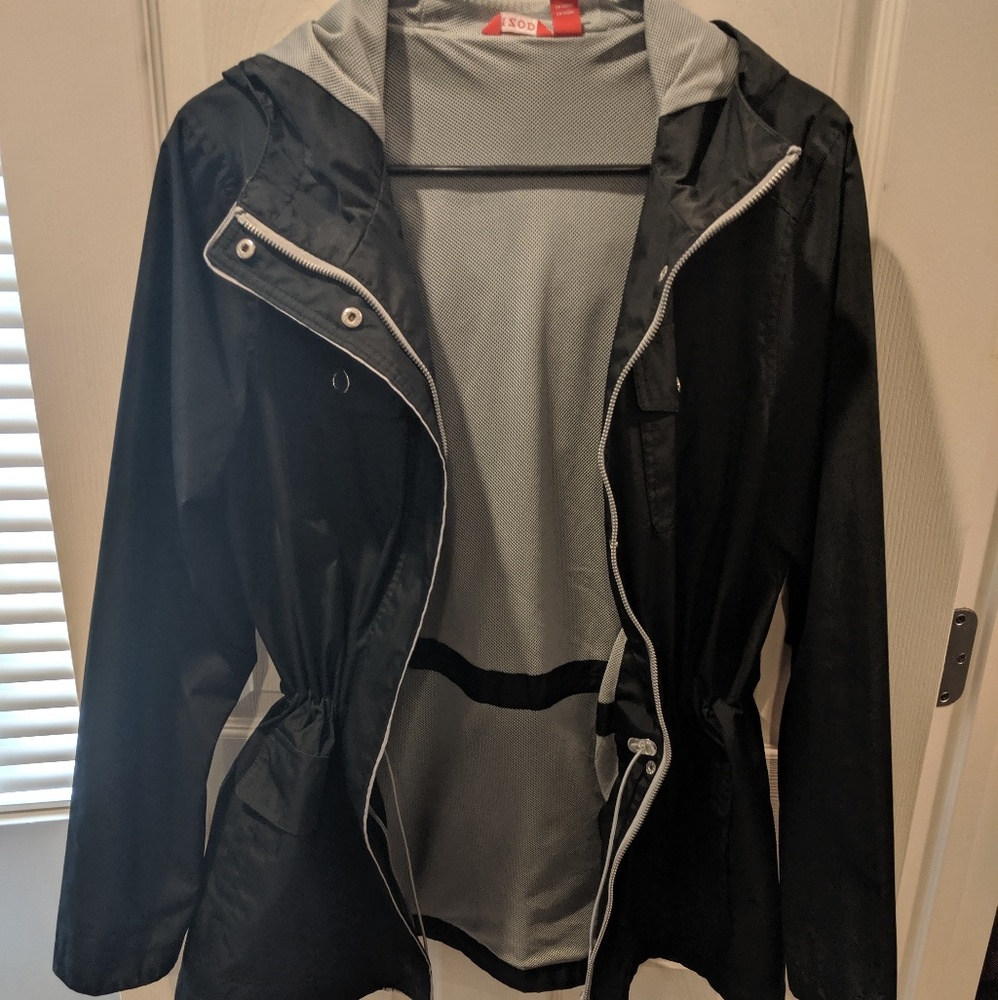 Black Izod rain jacket